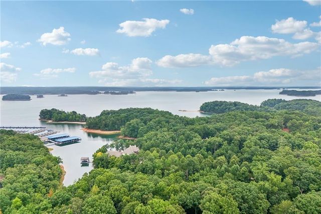 9080 Pine Tree Circle, Gainesville, GA 30506