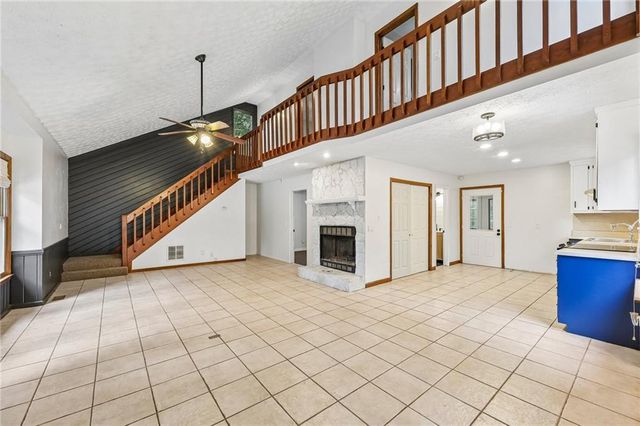 9080 Pine Tree Circle, Gainesville, GA 30506
