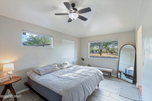 918 N Montezuma Avenue, Tucson, AZ 85711