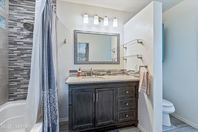 918 N Montezuma Avenue, Tucson, AZ 85711