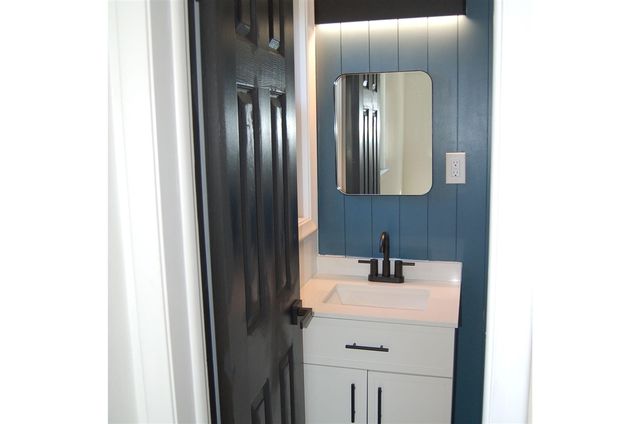 21310 Gardner Street, Oak Park, MI 48237