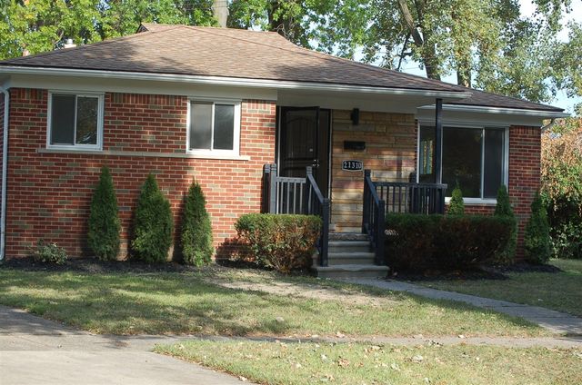 21310 Gardner Street, Oak Park, MI 48237