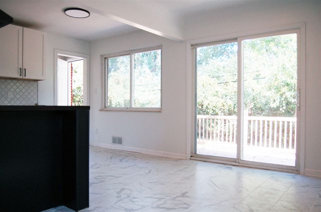 21310 Gardner Street, Oak Park, MI 48237