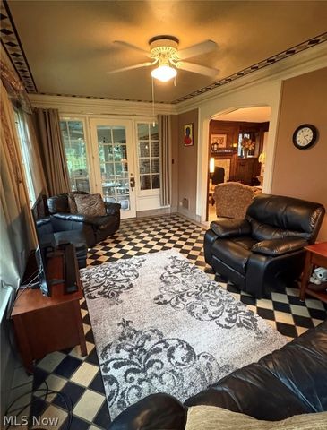 276 S Rose Boulevard, Akron, OH 44313