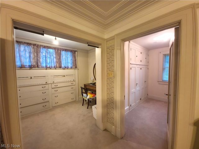 276 S Rose Boulevard, Akron, OH 44313