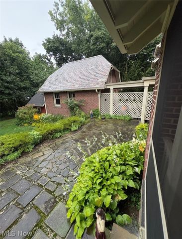 276 S Rose Boulevard, Akron, OH 44313