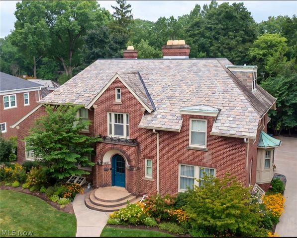 276 S Rose Boulevard, Akron, OH 44313