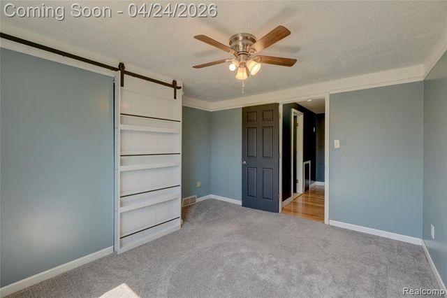 22520 E 13 Mile Road, Saint Clair Shores, MI 48082
