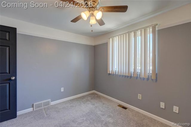 22520 E 13 Mile Road, Saint Clair Shores, MI 48082