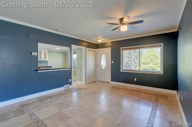 22520 E 13 Mile Road, Saint Clair Shores, MI 48082
