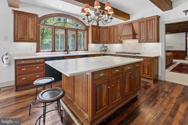 255 ARRETON RD, Princeton, NJ 08540