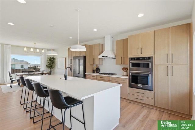 8177 S 185 Street, Omaha, NE 68136