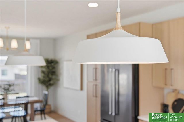 8177 S 185 Street, Omaha, NE 68136