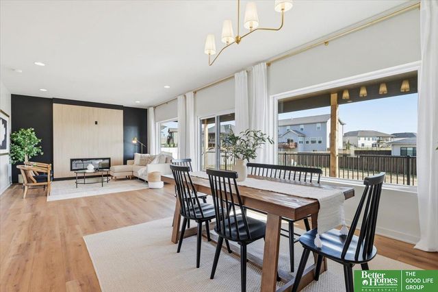 8177 S 185 Street, Omaha, NE 68136