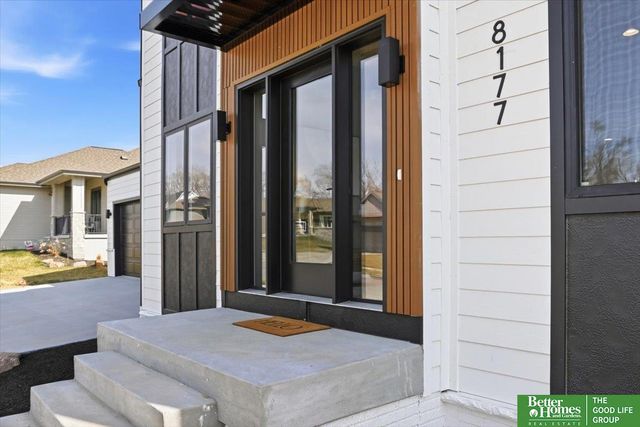 8177 S 185 Street, Omaha, NE 68136