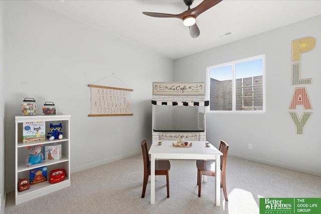 8177 S 185 Street, Omaha, NE 68136