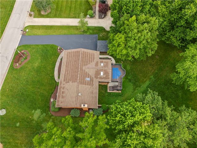 304 Clubview Drive, Peters Twp, PA 15317