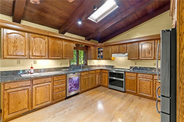 304 Clubview Drive, Peters Twp, PA 15317