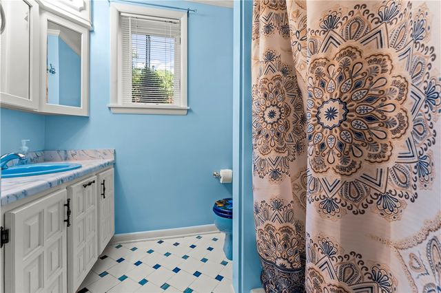 304 Clubview Drive, Peters Twp, PA 15317