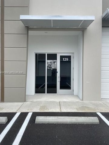 10890 NW 17ST 129, Sweetwater, FL 33172
