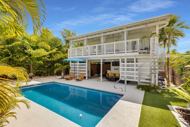 139 Gardenia Street, Plantation Key, FL 33070