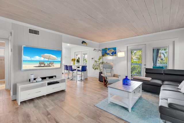 139 Gardenia Street, Plantation Key, FL 33070