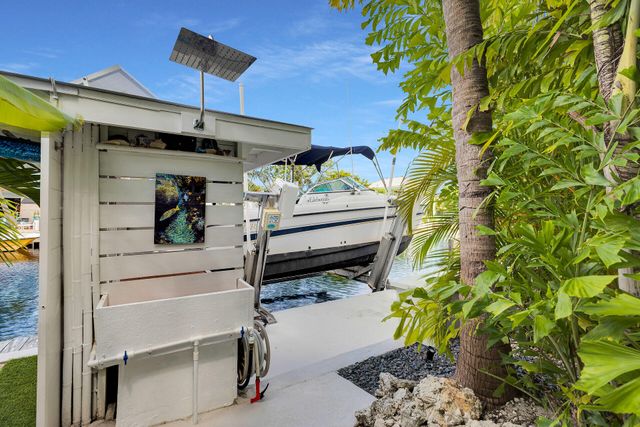 139 Gardenia Street, Plantation Key, FL 33070