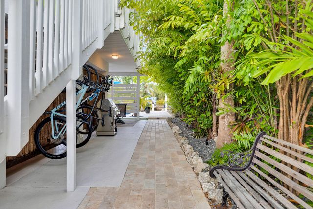 139 Gardenia Street, Plantation Key, FL 33070