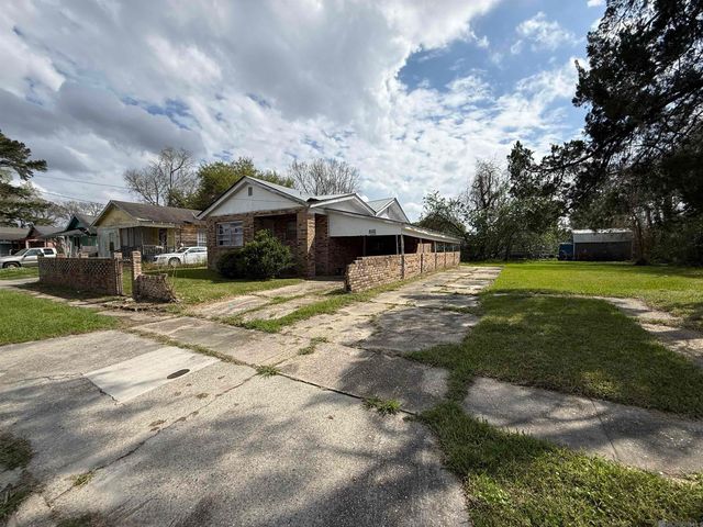 336 Woodpecker St, Baton Rouge, LA 70807