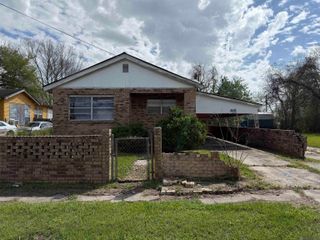 336 Woodpecker St, Baton Rouge, LA 70807