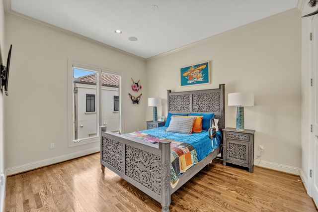 2705 Museum Way, Fort Worth, TX 76107