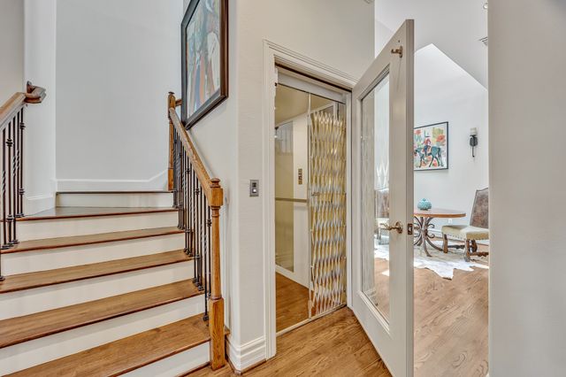 2705 Museum Way, Fort Worth, TX 76107