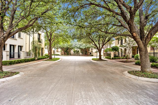 2705 Museum Way, Fort Worth, TX 76107