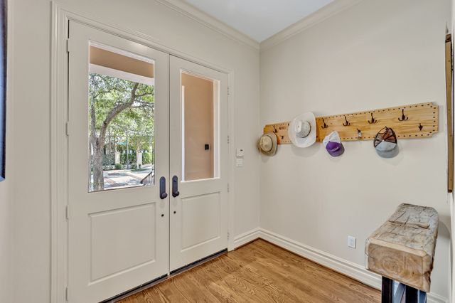 2705 Museum Way, Fort Worth, TX 76107