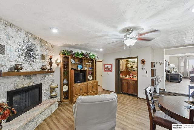 1615 Mayfair Avenue, Fremont, NE 68025
