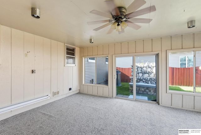 1615 Mayfair Avenue, Fremont, NE 68025