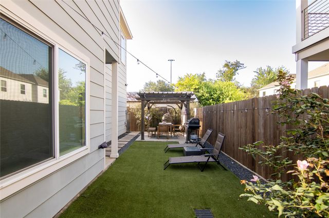 2306 Wipprecht Street, Houston, TX 77020