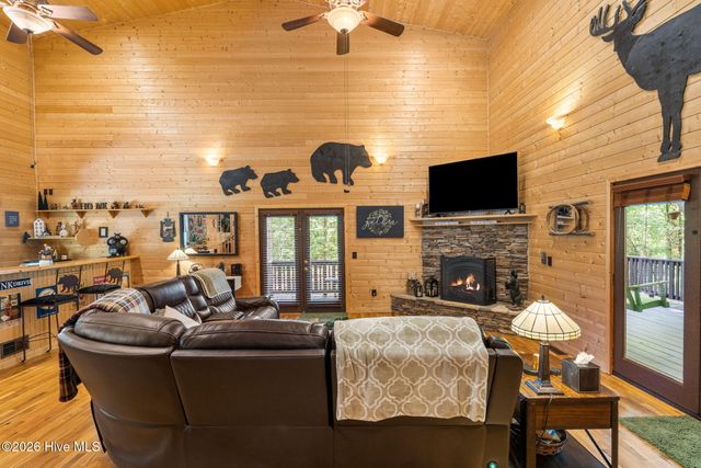 2390 Rainbow Ridge Road, Hiawassee, GA 30546