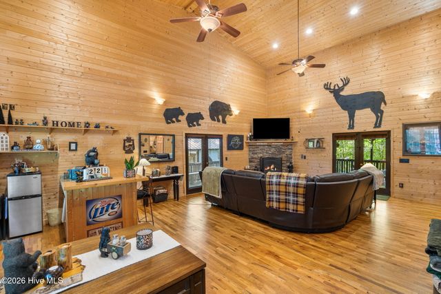 2390 Rainbow Ridge Road, Hiawassee, GA 30546