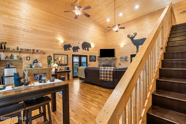 2390 Rainbow Ridge Road, Hiawassee, GA 30546