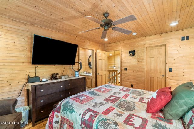 2390 Rainbow Ridge Road, Hiawassee, GA 30546