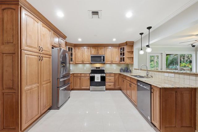 5750 Royal Palm Beach Boulevard, West Palm Beach, FL 33411