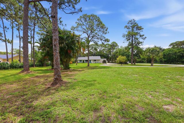 5750 Royal Palm Beach Boulevard, West Palm Beach, FL 33411