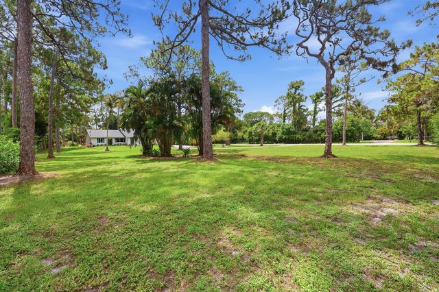 5750 Royal Palm Beach Boulevard, West Palm Beach, FL 33411