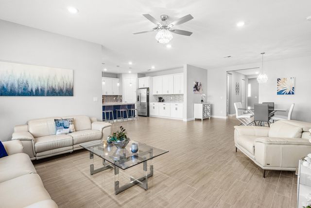 1317 Harvest View Crossing, Loxahatchee, FL 33470