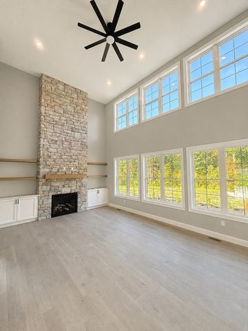 6 Hadley Heights Way, Freetown, MA 02702