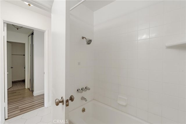 649 S Prospect 106, Redondo Beach, CA 90277