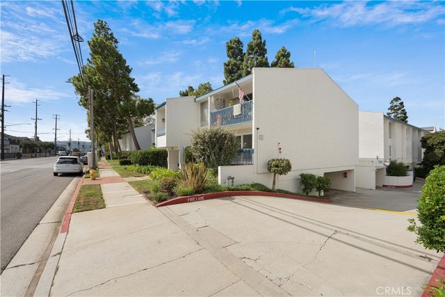 649 S Prospect 106, Redondo Beach, CA 90277