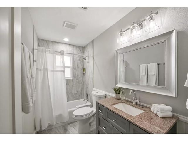 5719 Viking Drive, Houston, TX 77092