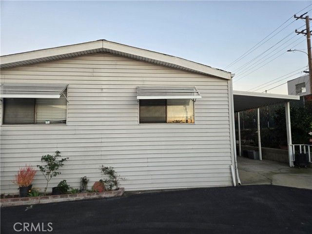 17700 Western 76, Gardena, CA 90248